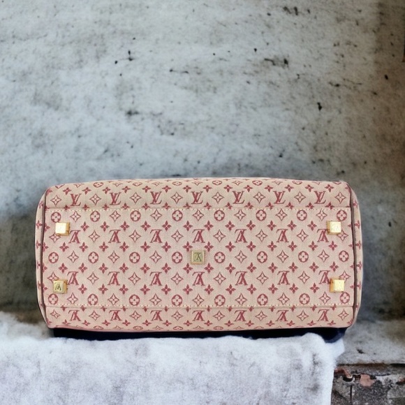 LOUIS VUITTON JOSEPHINE PATENT LEATHER SATCHEL - Picture 4 of 11